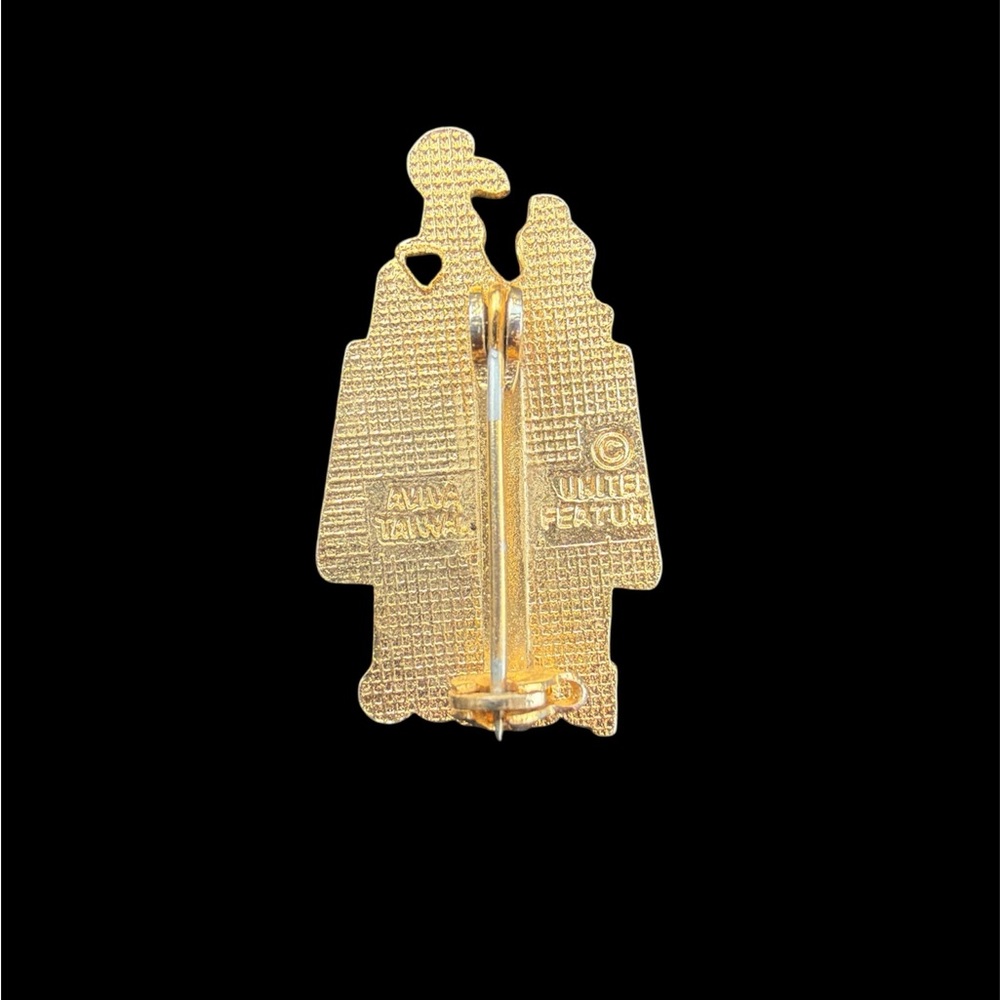 Snoopy vintage gold tone pin - Picture 2 of 2